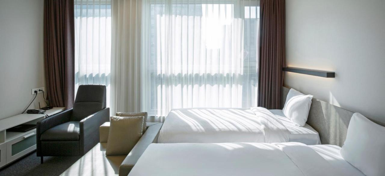 Grand City Hotel Changwon Exteriör bild