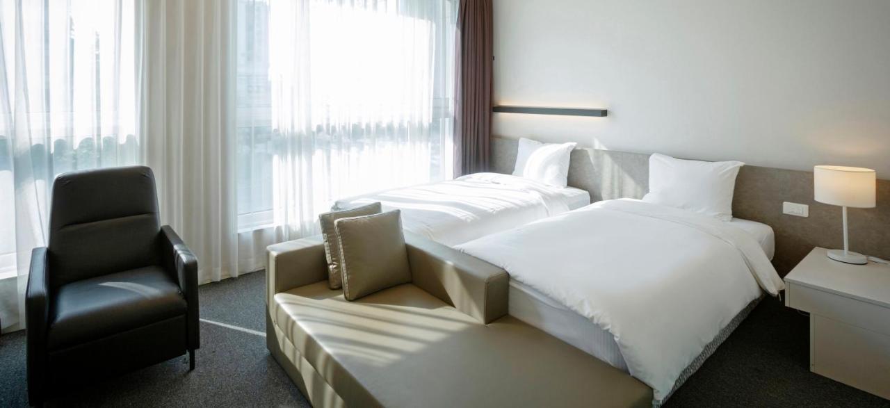 Grand City Hotel Changwon Exteriör bild