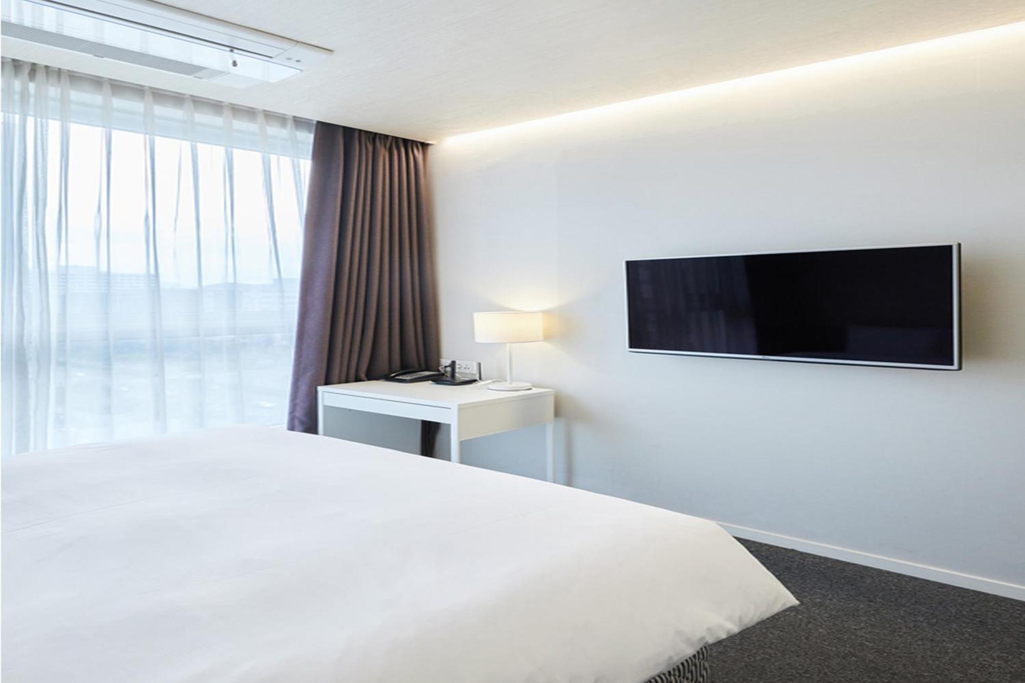 Grand City Hotel Changwon Exteriör bild