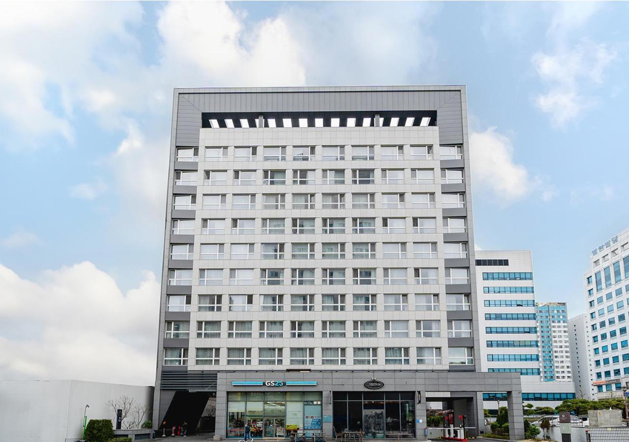 Grand City Hotel Changwon Exteriör bild